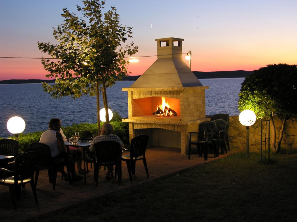 Pension Villa Rosa Rtina Buitenkant foto