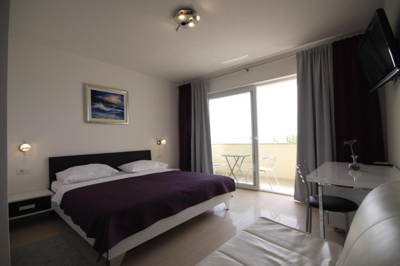 Pension Villa Rosa Rtina Buitenkant foto