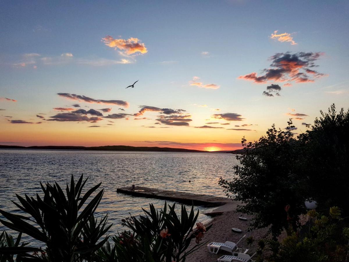 Pension Villa Rosa Rtina Buitenkant foto